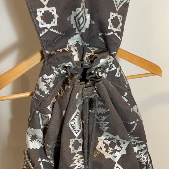 PINK Tribal/Aztec Print Backpack - Picture 5 of 8